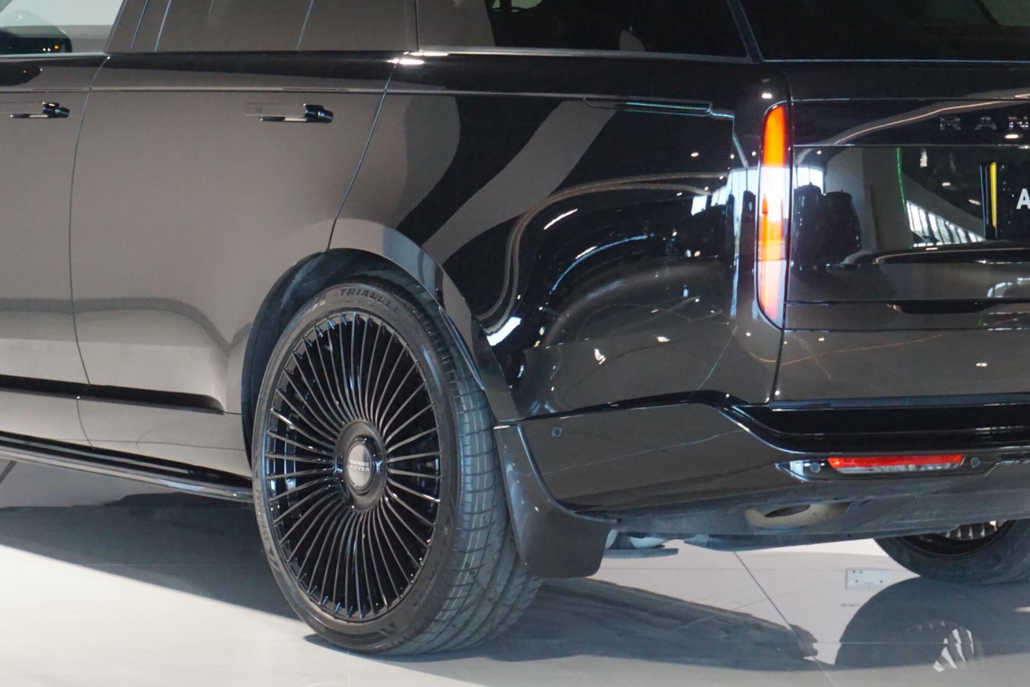 Land Rover Range Rover 3.0 P400 MHEV Autobiography SUV 5dr Petrol Auto 4WD Euro 6 (s/s) (400 ps)